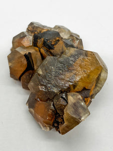Iron-oxidized Quartz on Calcite