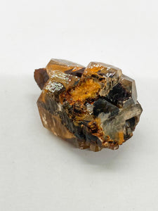 Iron-oxidized Quartz on Calcite
