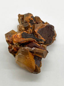 Iron-oxidized Quartz on Calcite