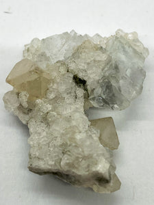 Octahedral Scheelite with Cube Fluorite