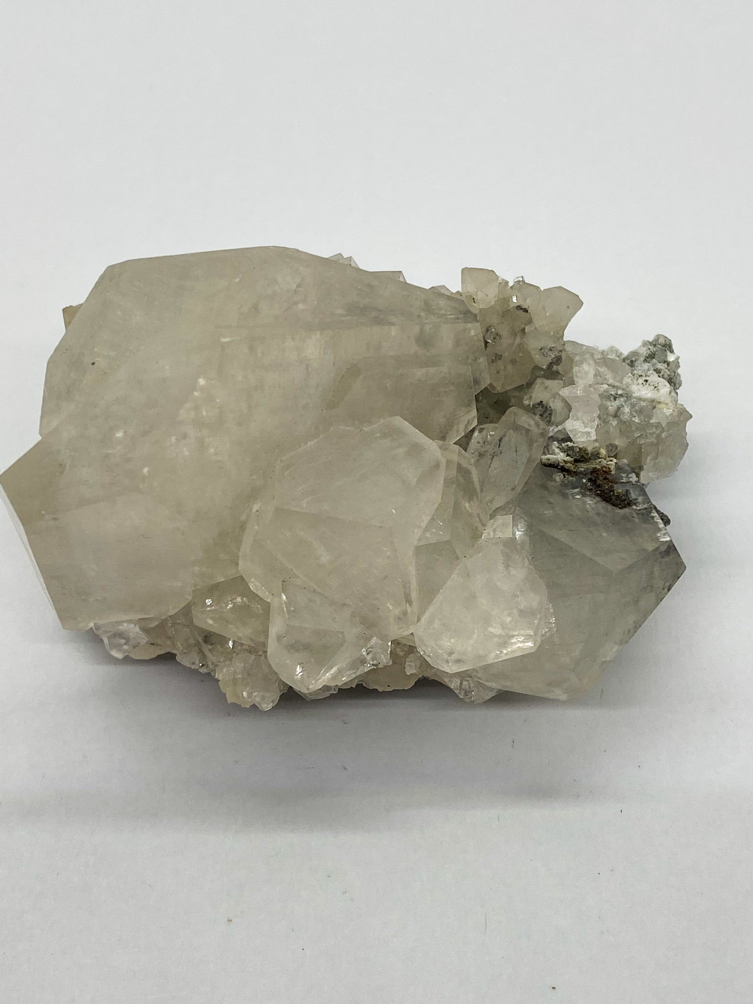 Octahedral Scheelite with Cube Fluorite