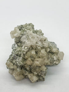 Octahedral Scheelite with Cube Fluorite